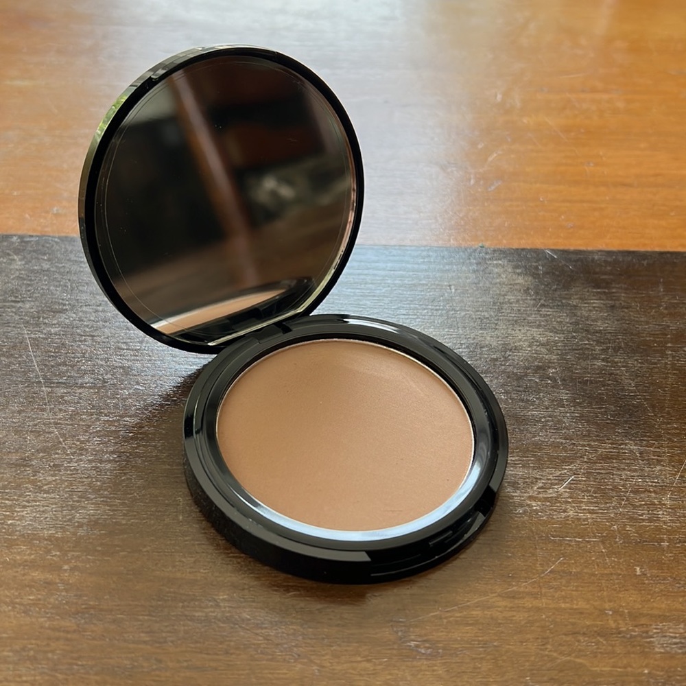 New Aesthetica Sunset Bronzer - Picture 2 of 3